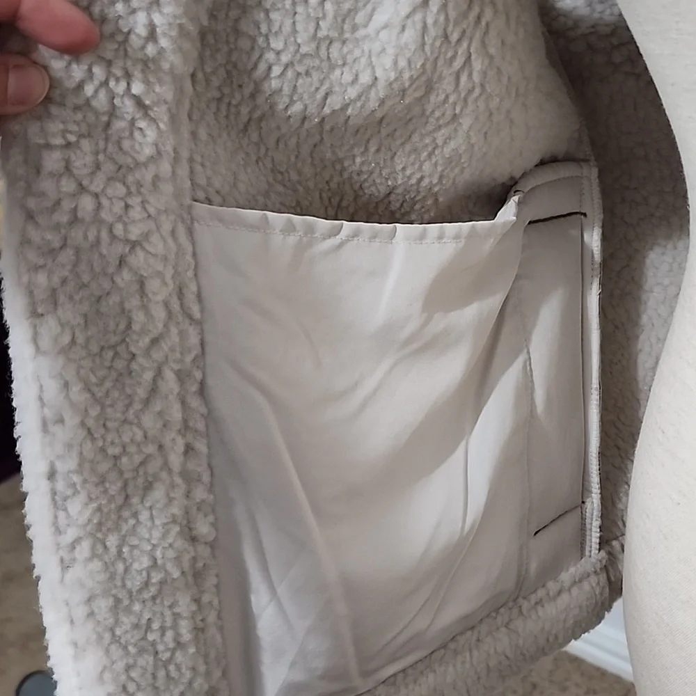 Faux Suede SHERPA LINED WOMEN'S VEST - Picture 5 of 11